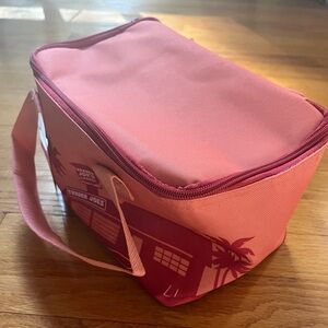 NWT 2025 new salmon Trader Joe’s mini lunch bag!